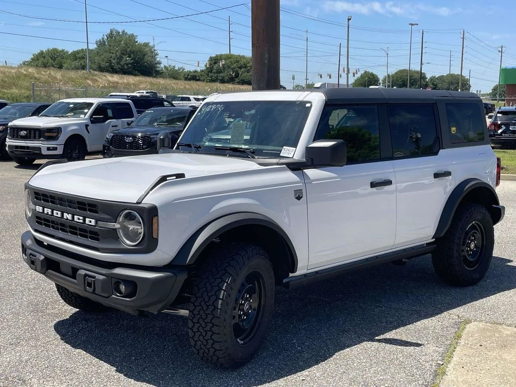 New 2026 White Ford Big Bend image 7