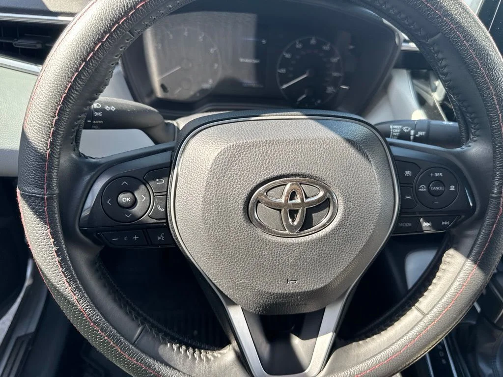 Used 2023 Silver Toyota SE image 8
