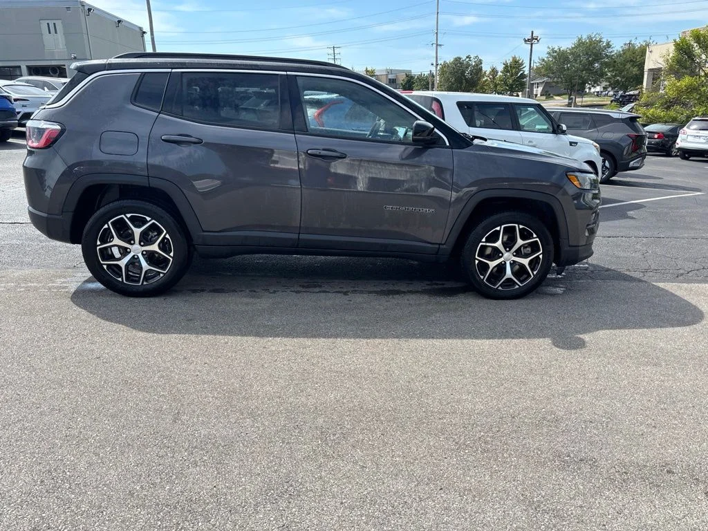 Used 2024 Baltic Gray Metallic Clearcoat Jeep Limited image 2