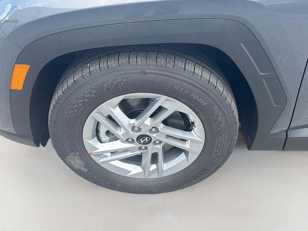 New 2026 Ecotronic Gray Hyundai SE FWD image 23