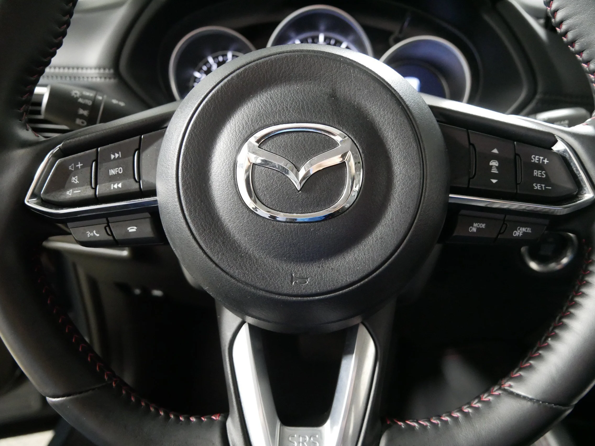Used 2025 Polymetal Gray Metallic Mazda 2.5 S Carbon Edition image 25