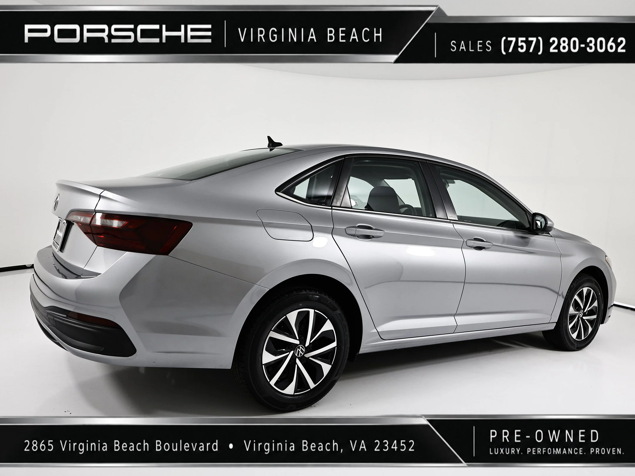 Used 2022 Silver Volkswagen 1.5T S image 5