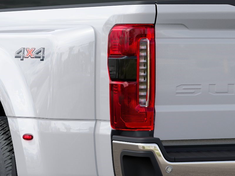 New 2027 White Ford LARIAT image 21