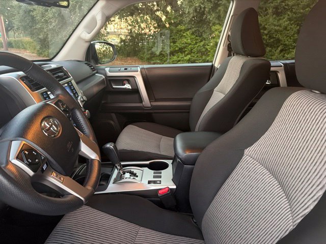Used 2024 Silver Toyota SR5 image 33