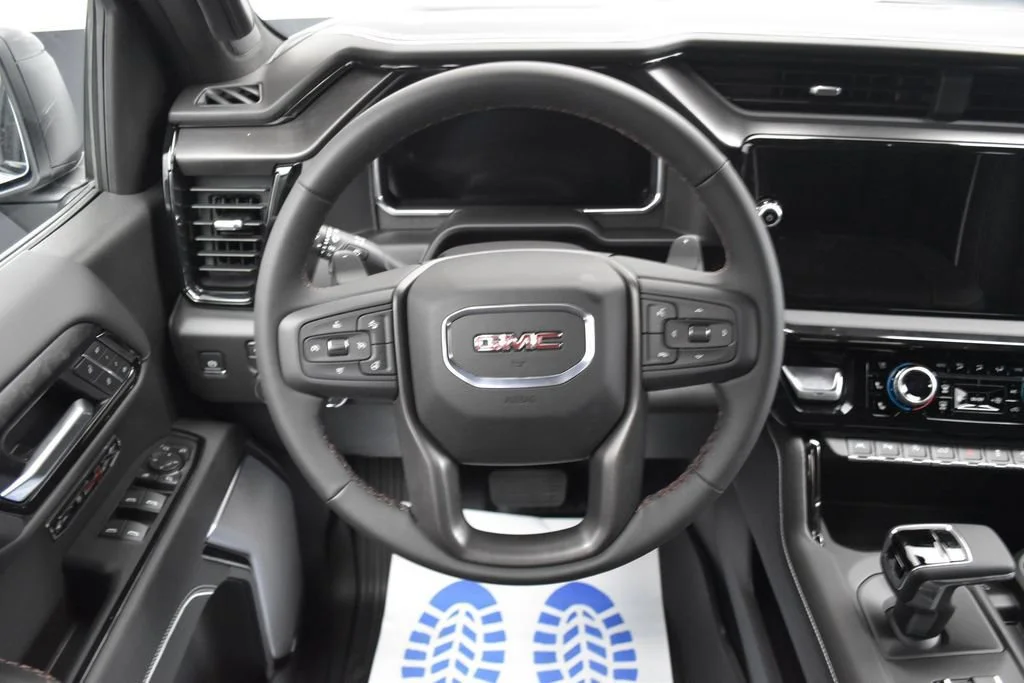 2026 GMC Sierra 1500 AT4X - Photo 8