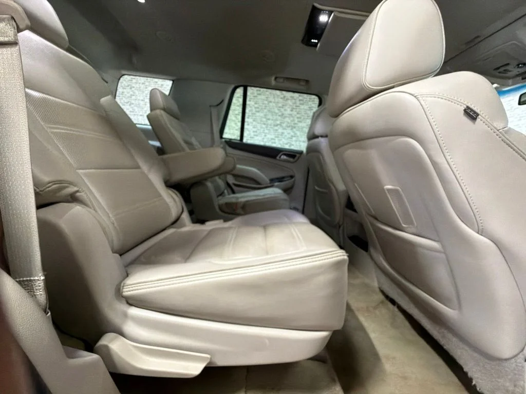 Used 2016 Sparkling Silver Metallic GMC Denali image 13
