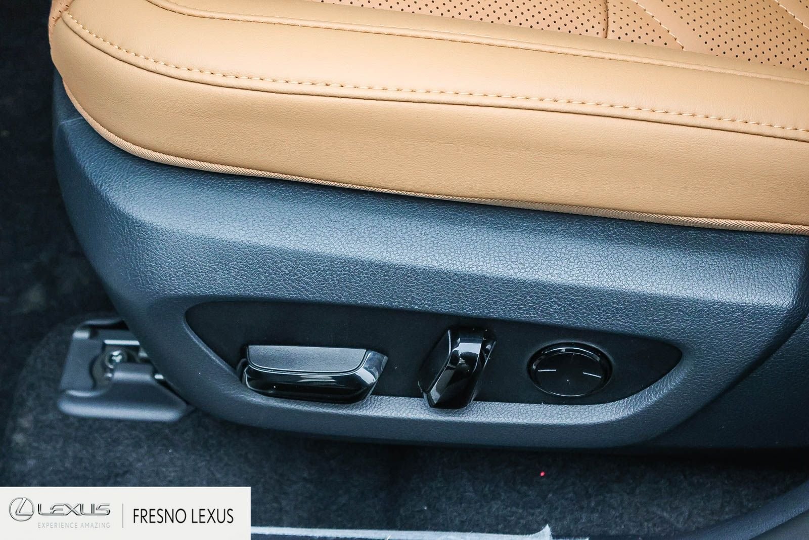 2026 Lexus NX 450h+ Luxury - Photo 21