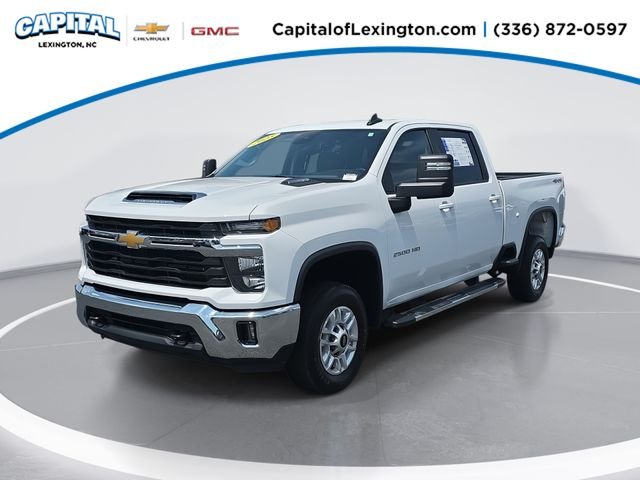 Used 2025 White Chevrolet LT image 1