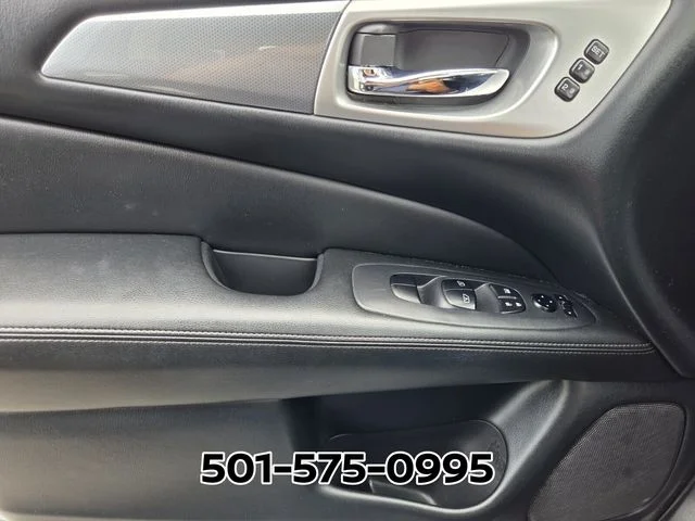 Used 2020 Gray Nissan SL image 35