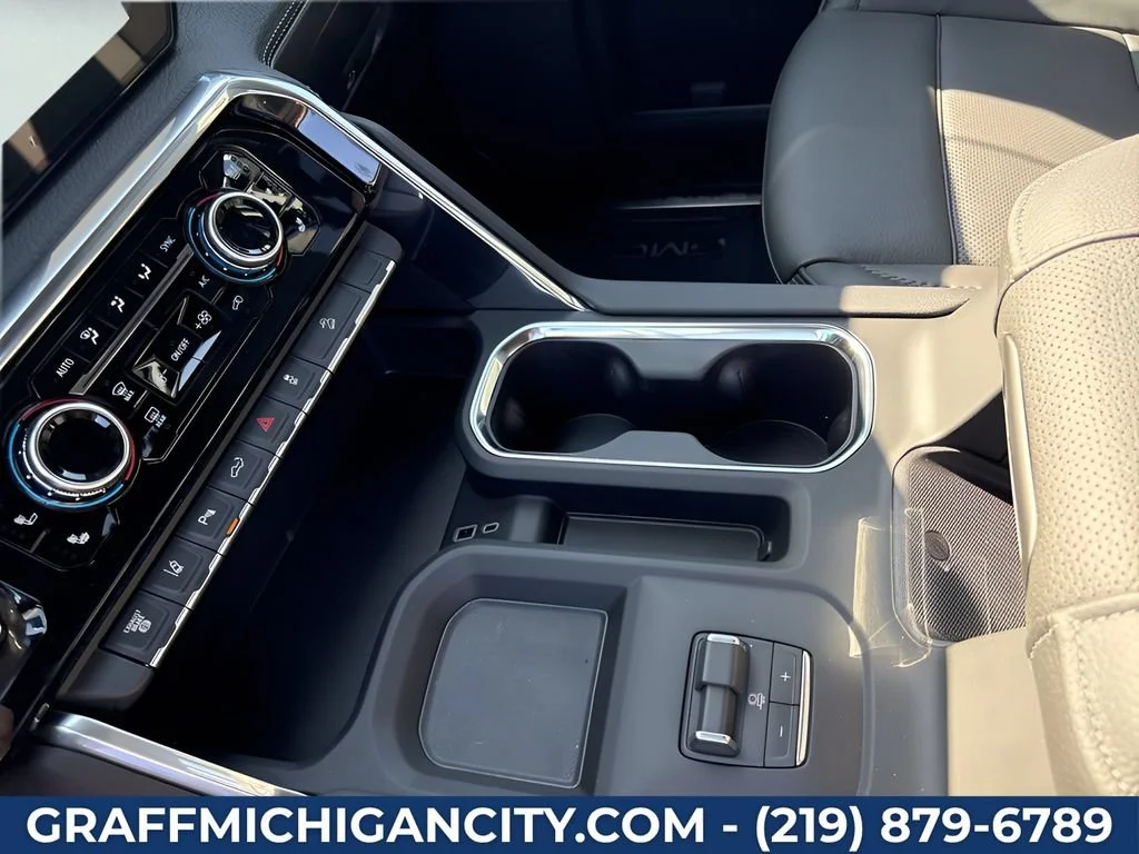 2026 GMC Sierra 2500HD Denali - Photo 33