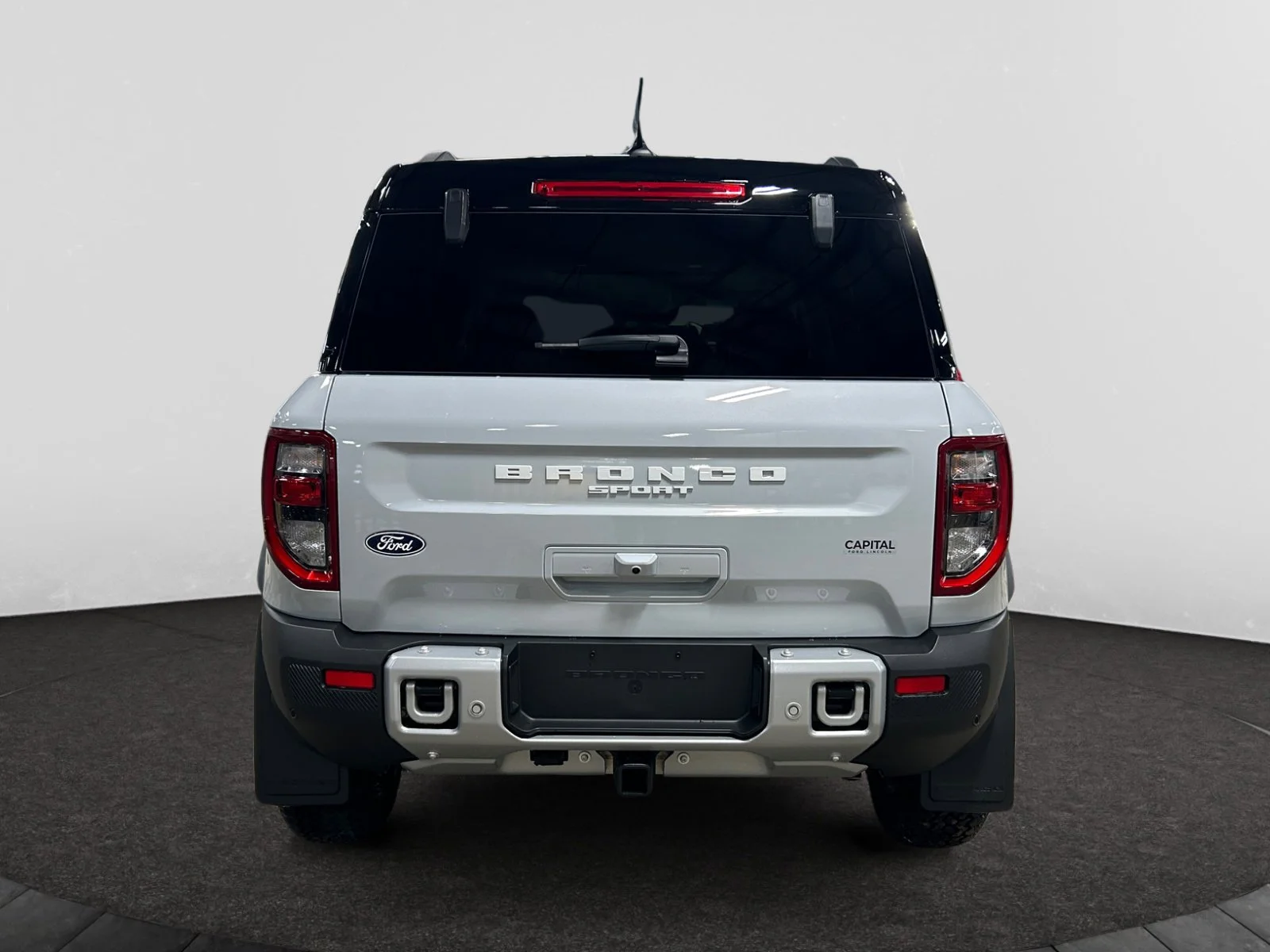 New 2026 Space White Metallic Ford Badlands image 4