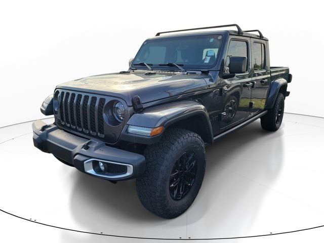 Used 2023 Gray Jeep Sport S image 2