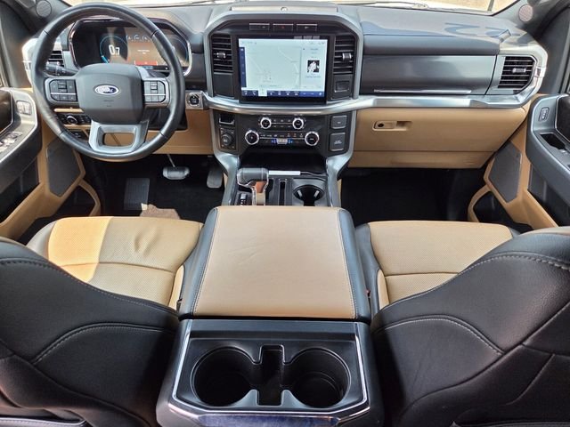 Used 2022 White Ford Lariat image 14