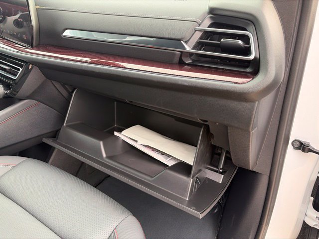 2025 Chevrolet Traverse Z71 - Photo 56