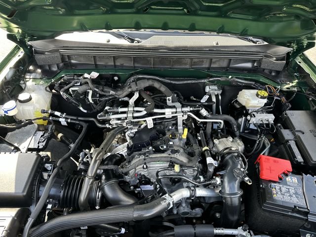 Used 2025 Green Ford Badlands image 19