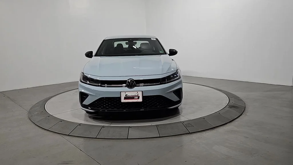 2026 Volkswagen Jetta Sport - Photo 8