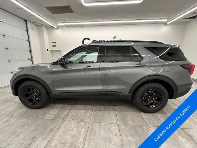 New 2026 Carbonized Gray Metallic Ford Tremor® image 2
