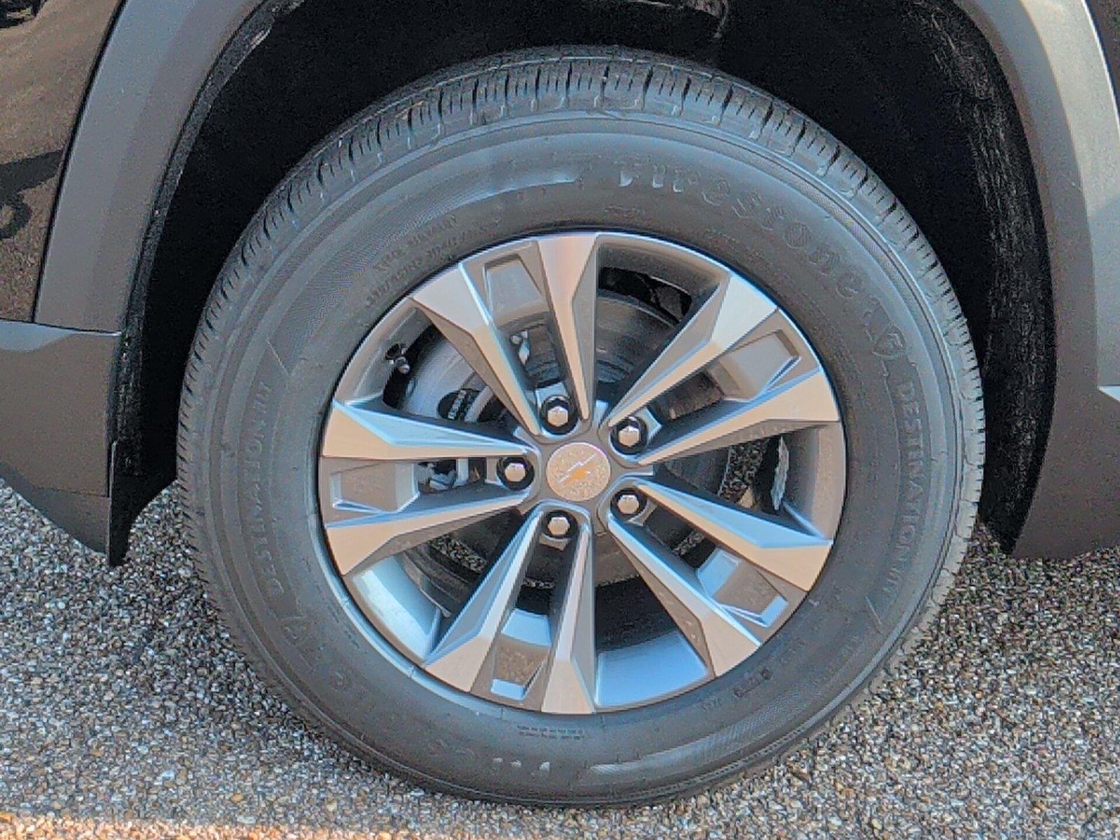 2027 Chevrolet Equinox LT - Photo 9