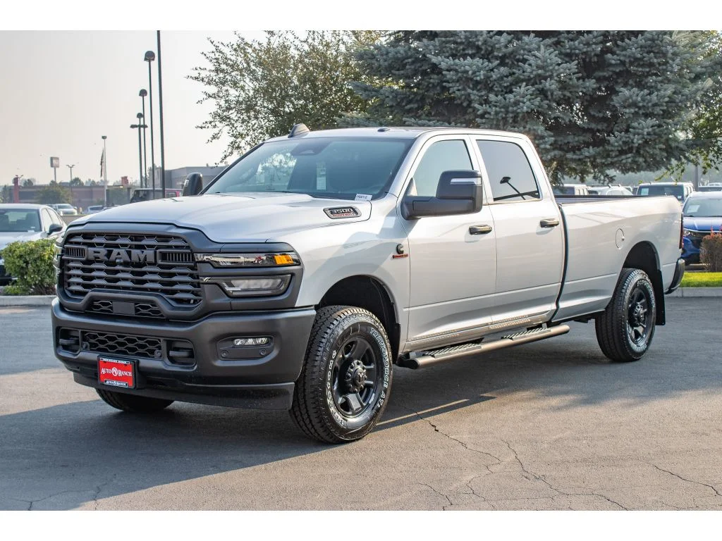 New 2026 SILVER ZYNITH Ram Tradesman image 4