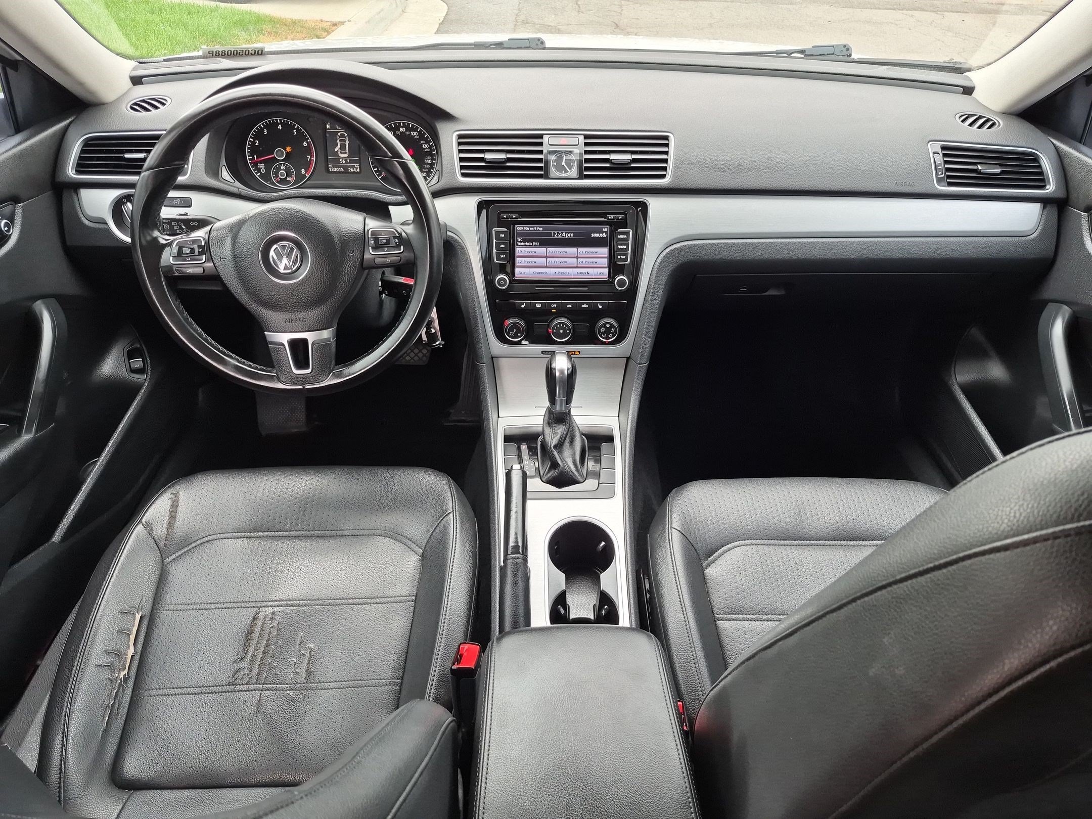 Used 2013 Candy White Volkswagen 2.5 SE image 24