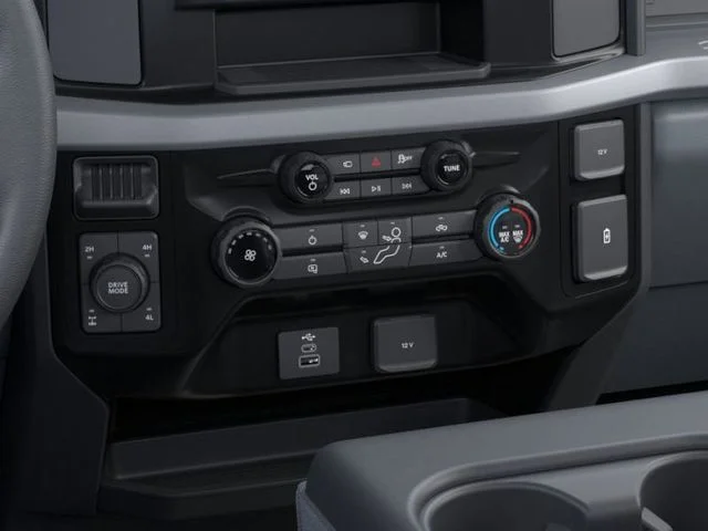 2025 Ford F-350 Super Duty XL - Photo 15