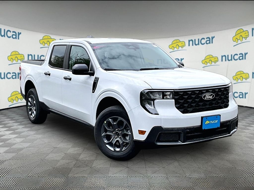 New 2026 White Ford XLT image 1