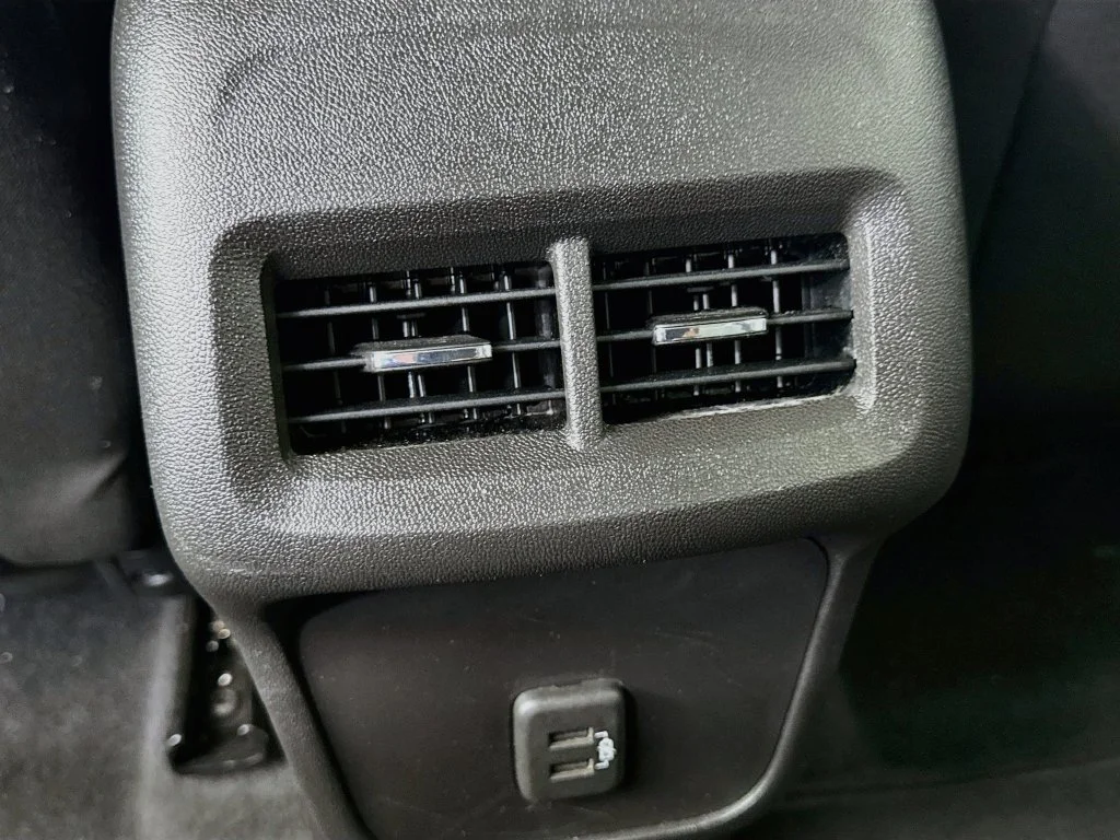 Used 2024 White Chevrolet LT image 29