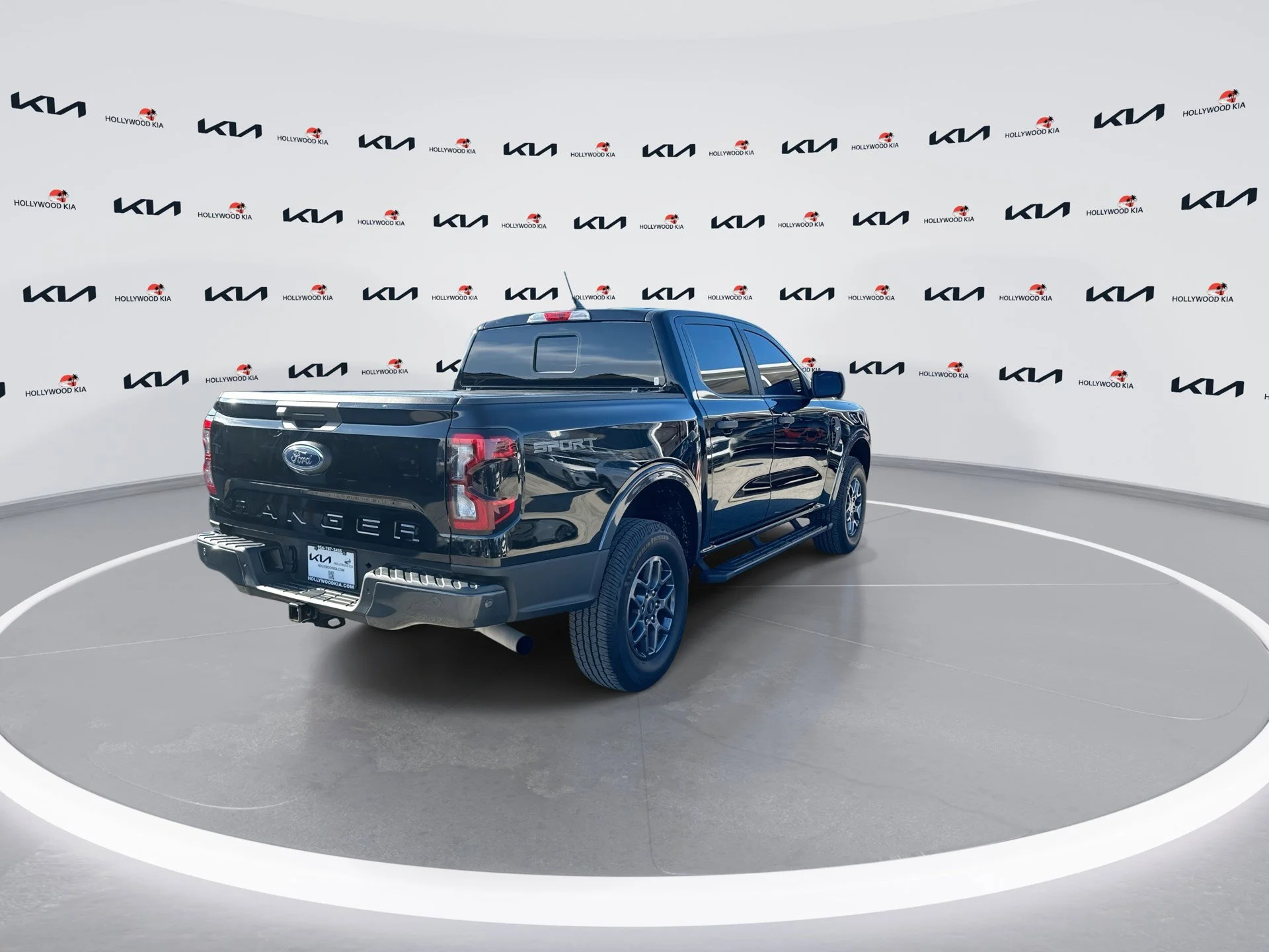 Used 2024 Shadow Black Ford XLT image 8