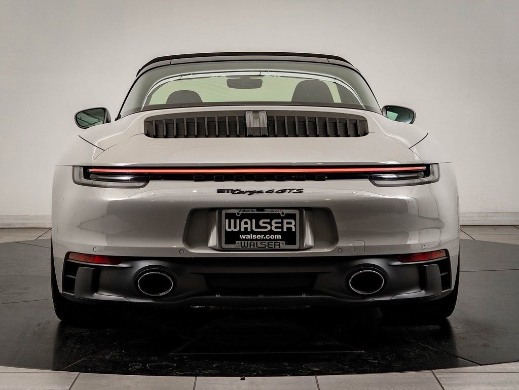 Used 2022 Chalk Porsche Targa 4 GTS image 7