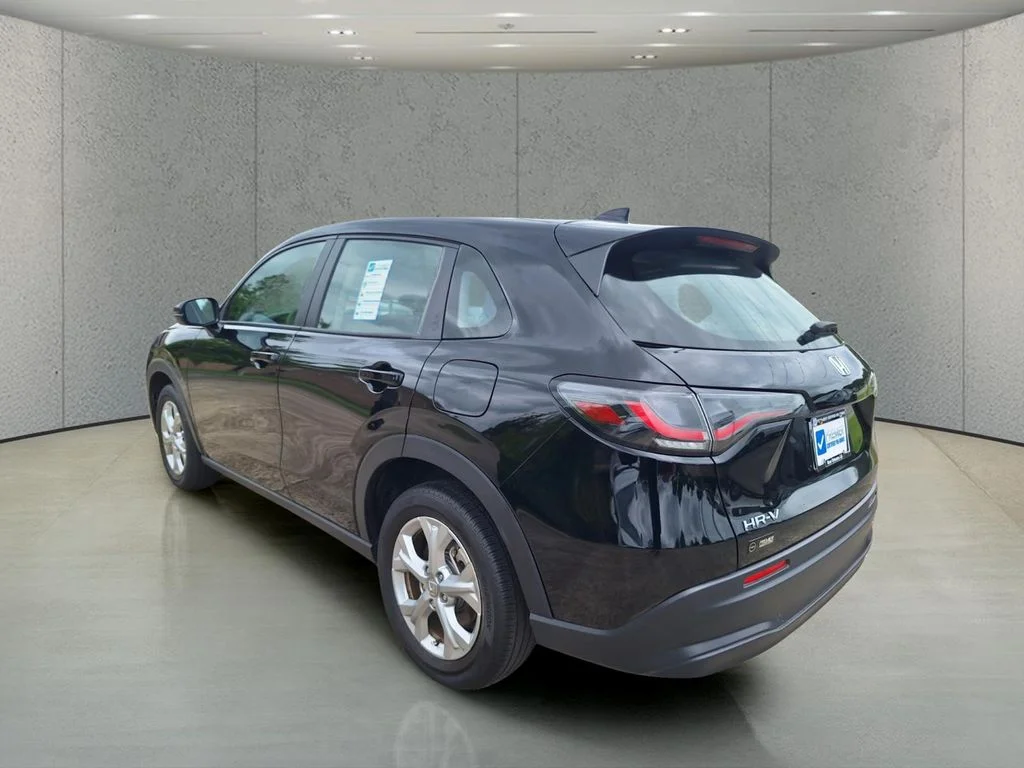 Used 2025 Black Honda LX image 3