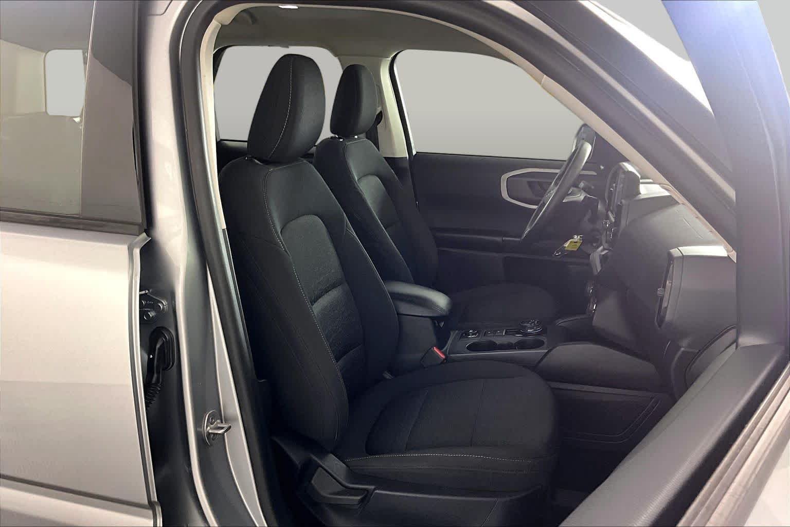 Used 2021 Iconic Silver Ford Base image 9