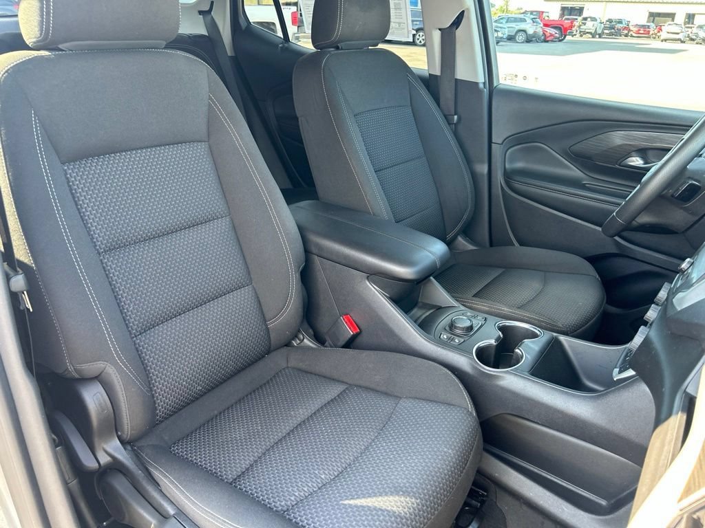 Used 2023 STERLING METALLIC GMC SLE image 16