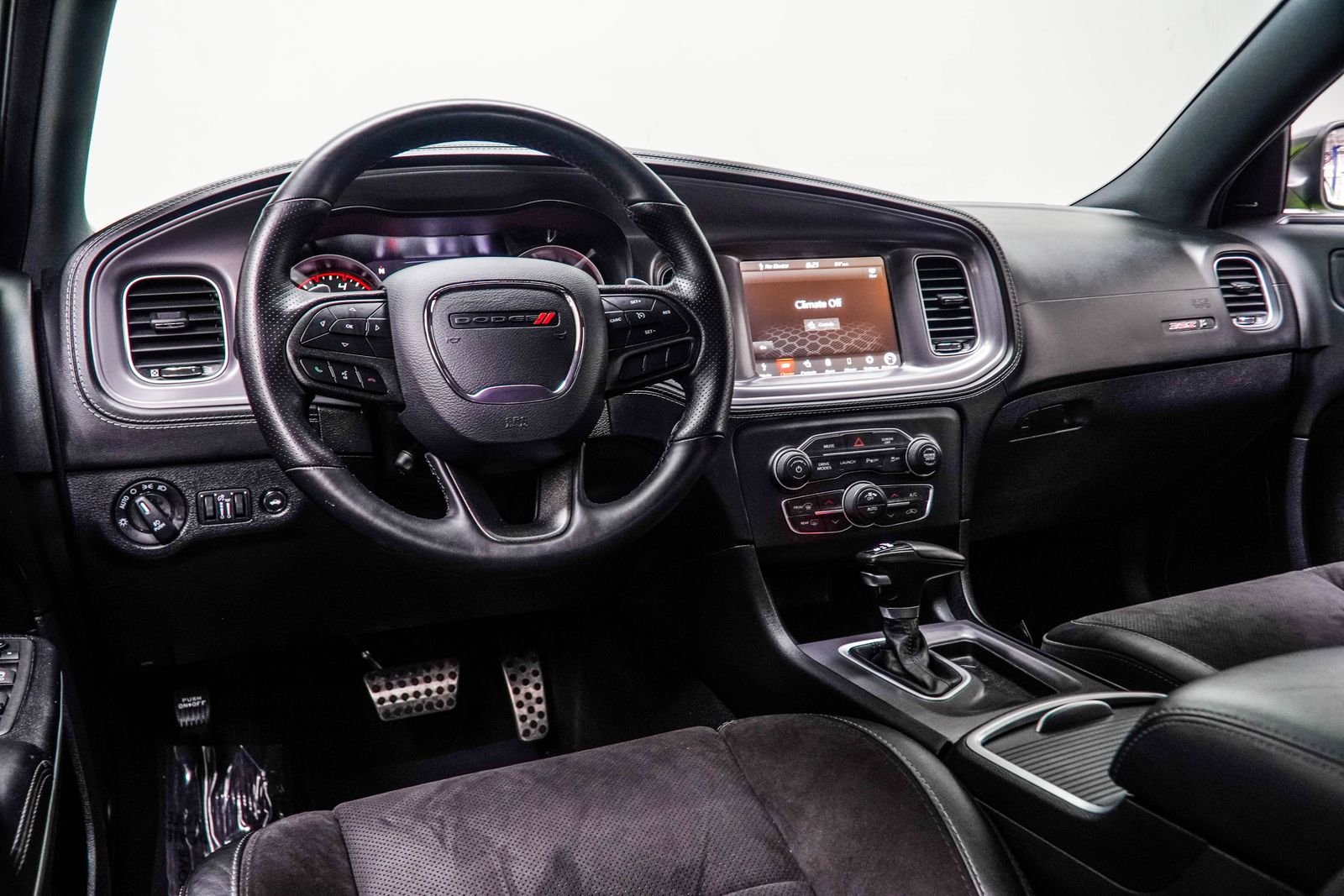 Used 2023 Green Dodge R/T Scat Pack image 17