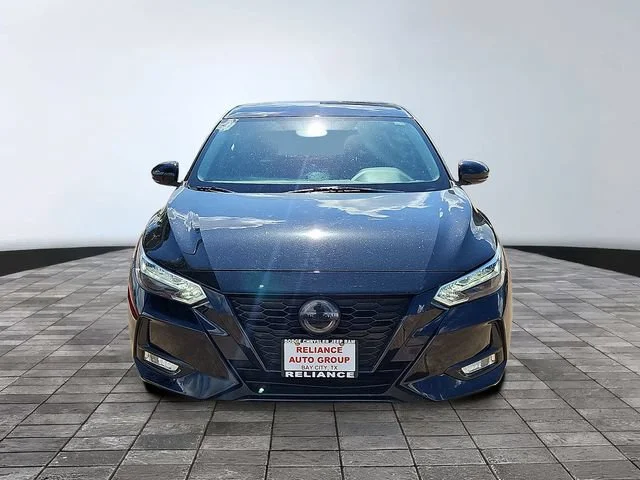 Used 2022  Nissan SR image 2