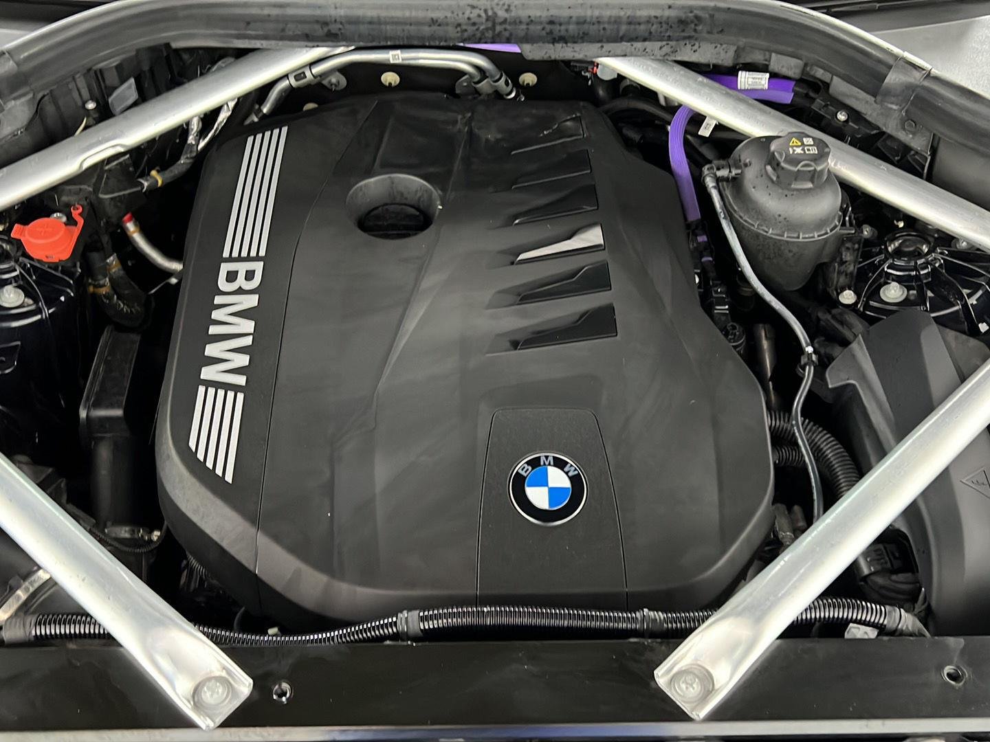 Used 2026 Carbon Black Metallic BMW xDrive40i image 23