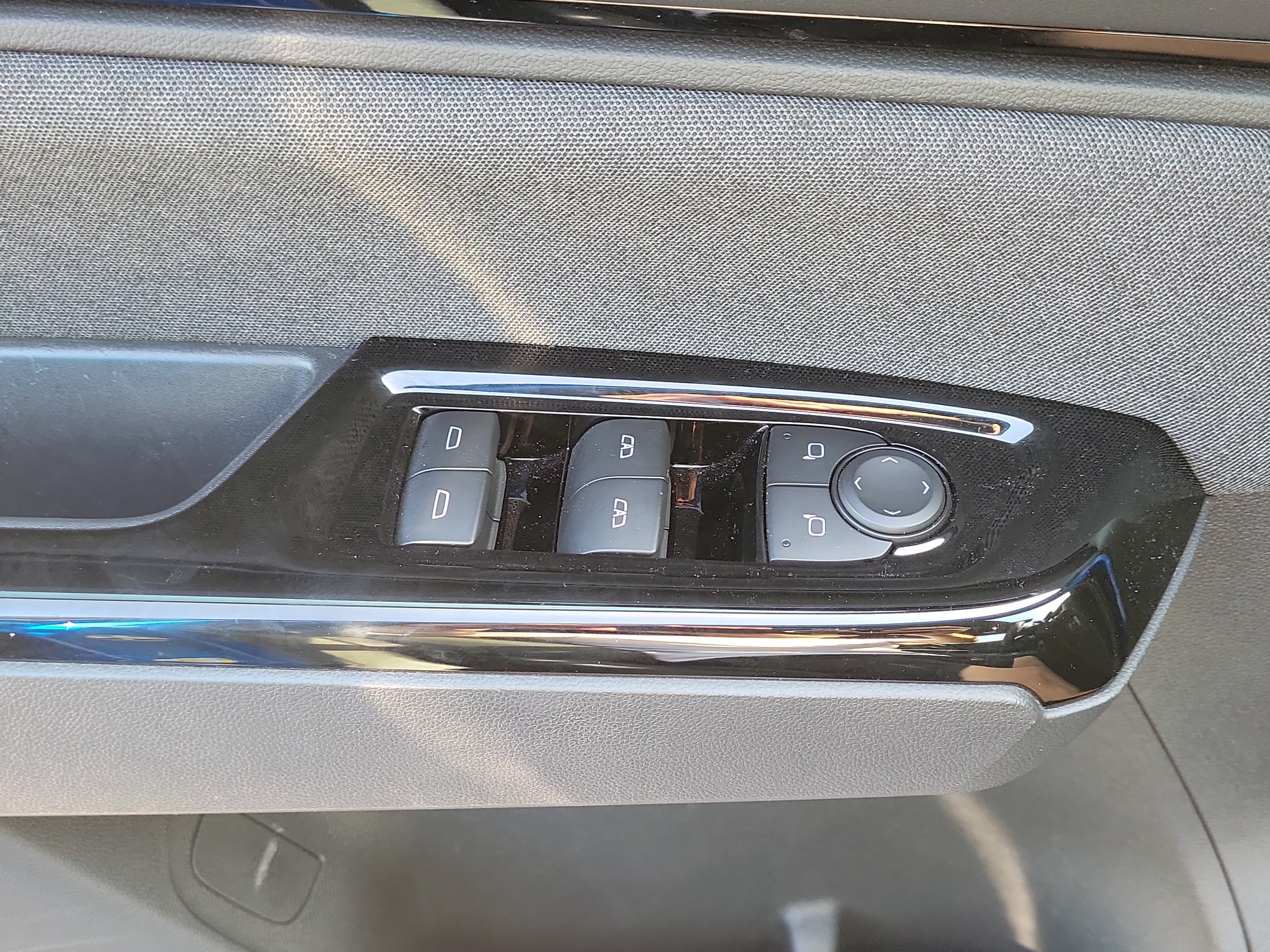 Used 2025  Honda EX image 26