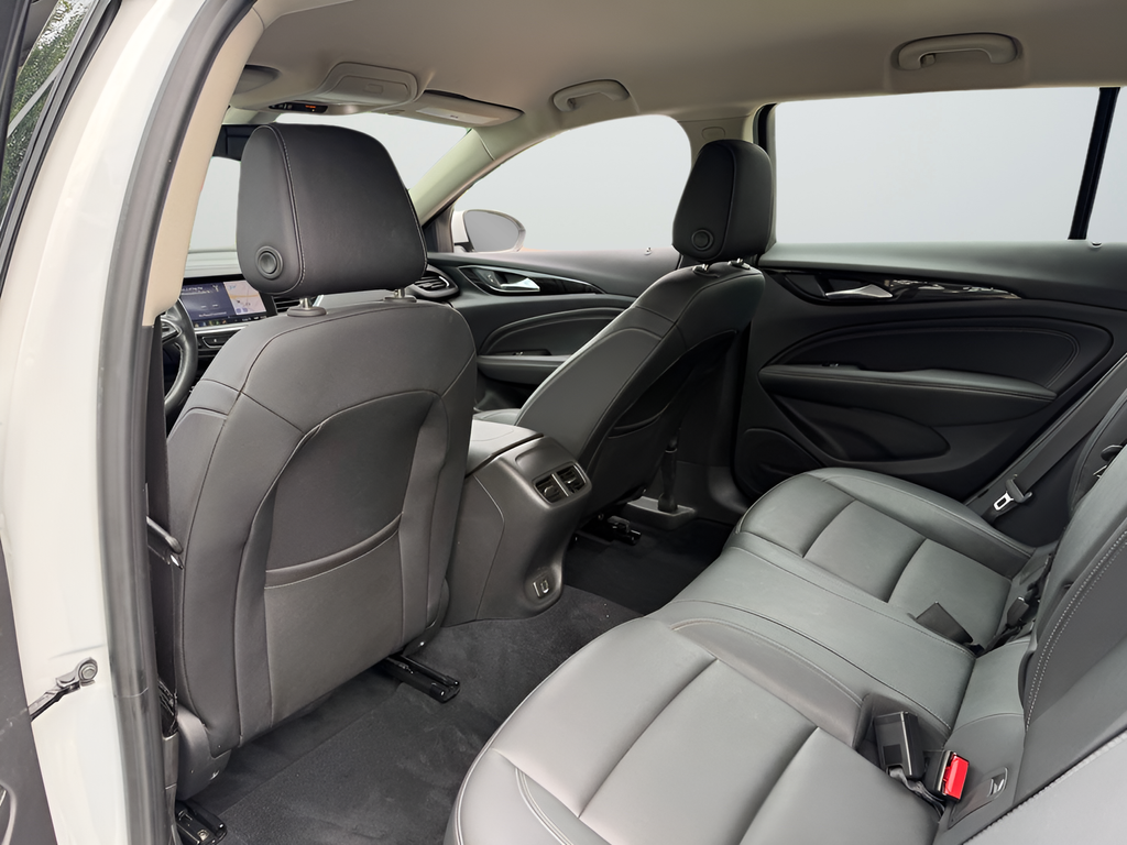 Used 2018 White Buick Essence image 23