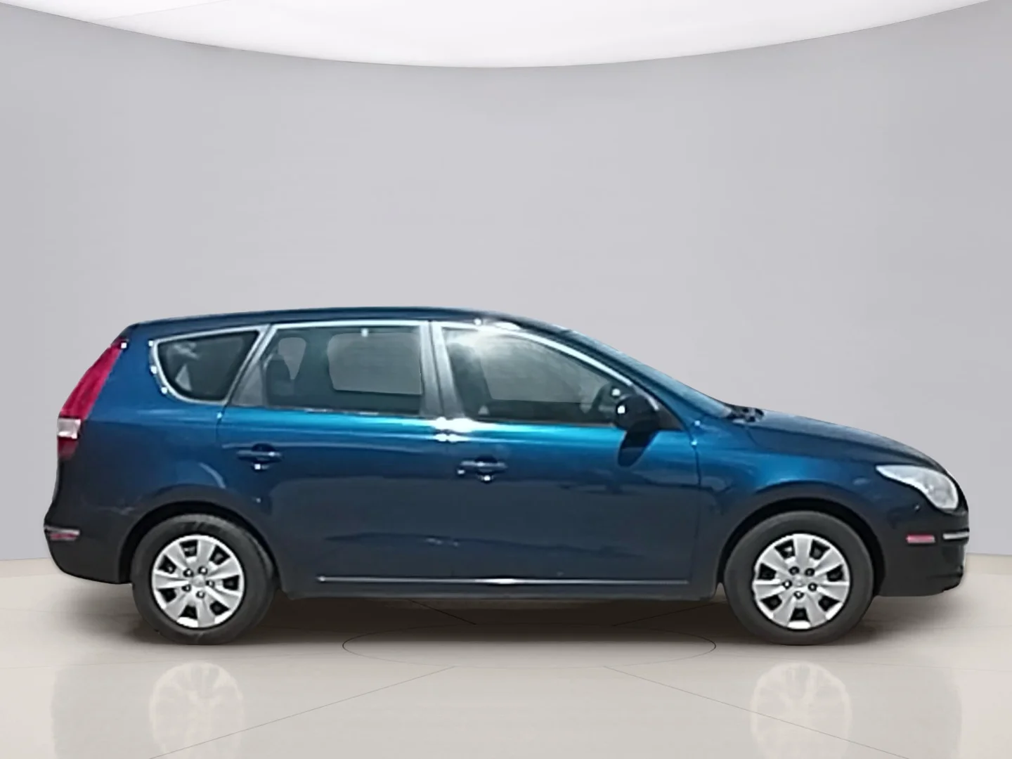 Used 2011 Blue Hyundai GLS image 6