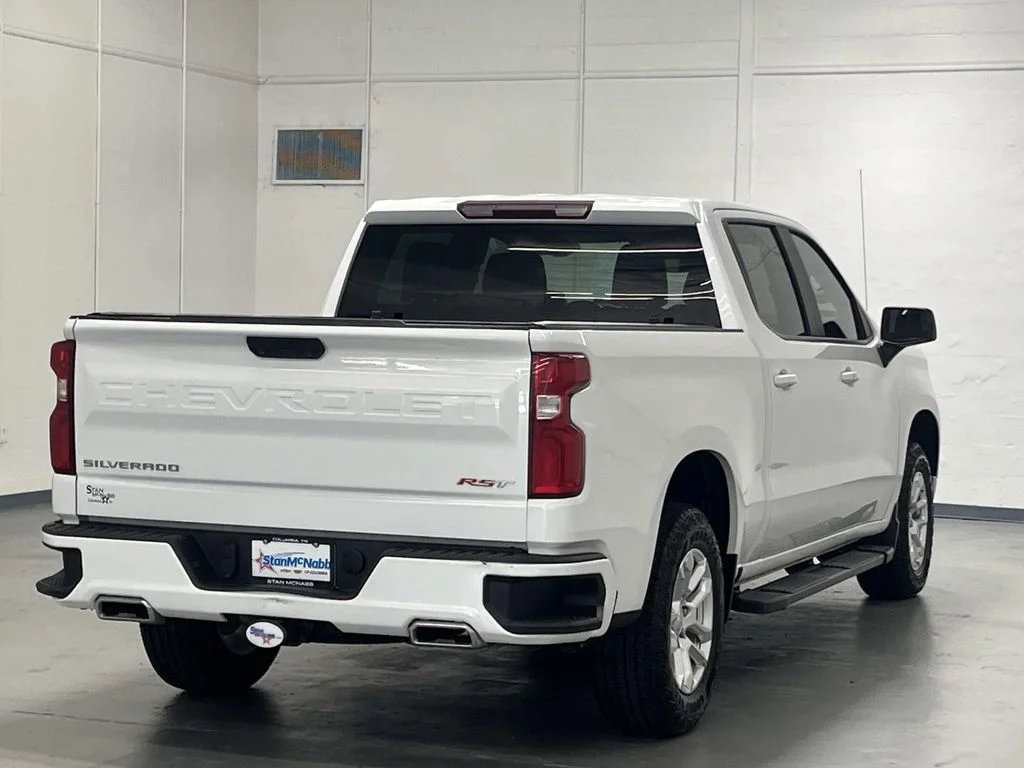 Used 2023 Summit White Chevrolet RST image 8