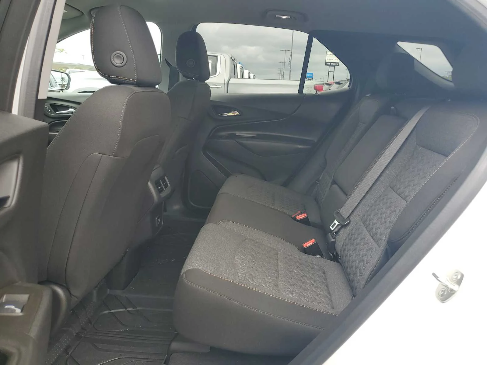 Used 2024 Summit White Chevrolet LT image 13