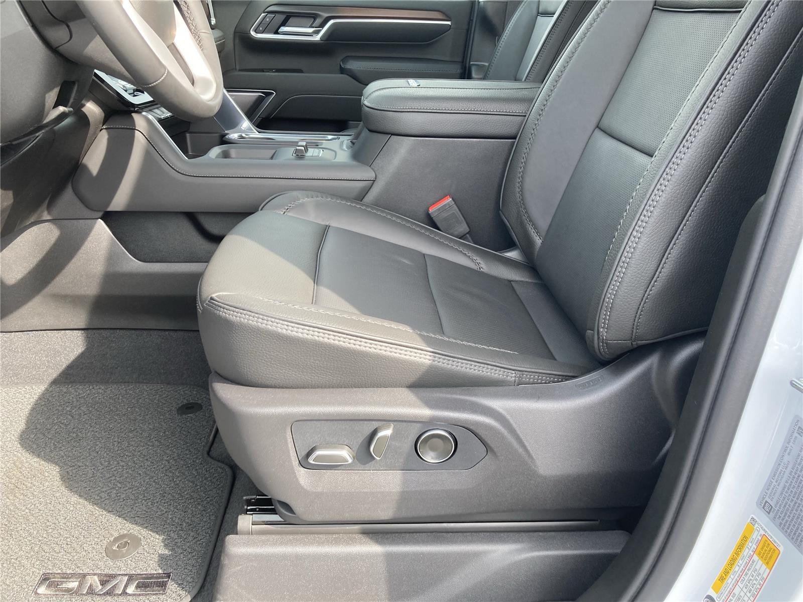 New 2026 Glacier White Tricoat GMC Denali image 24