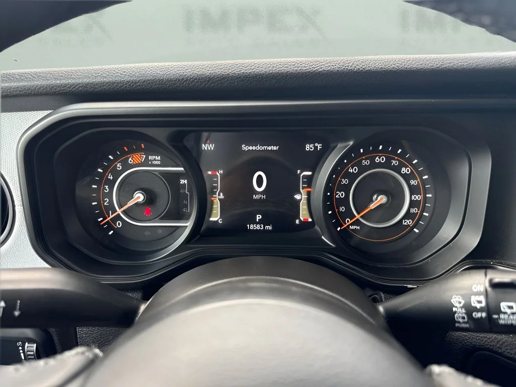Used 2025 White Jeep Sport S image 20