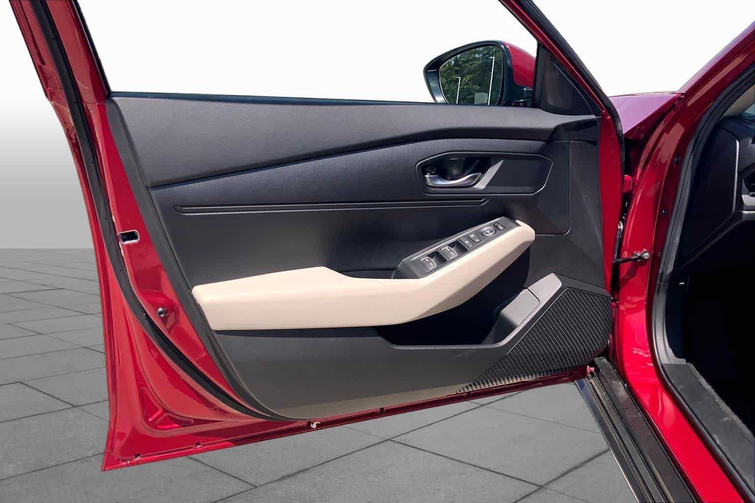 Used 2026 Radiant Red Metallic Honda LX image 21