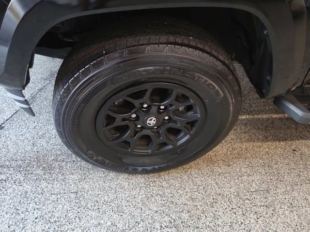 Used 2022 Black Toyota SR5 image 3