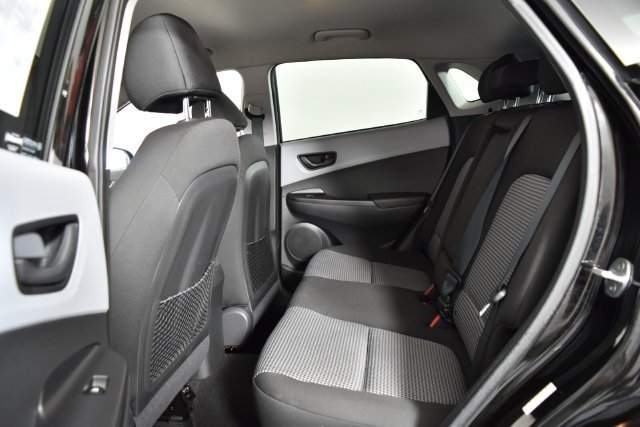 Used 2018 Black Hyundai SEL image 29