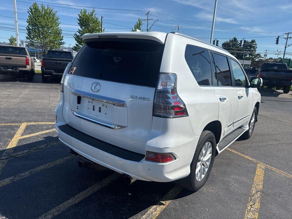 Used 2018 Starfire Pearl Lexus 460 image 8