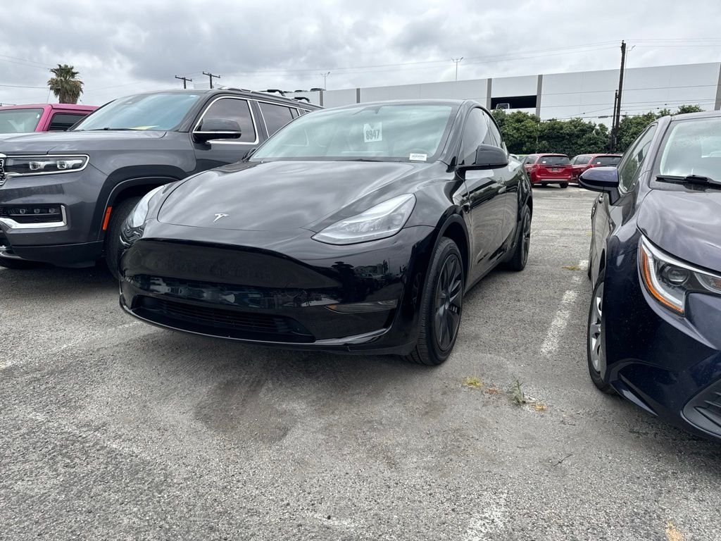Used 2024 Black Tesla Long Range image 3
