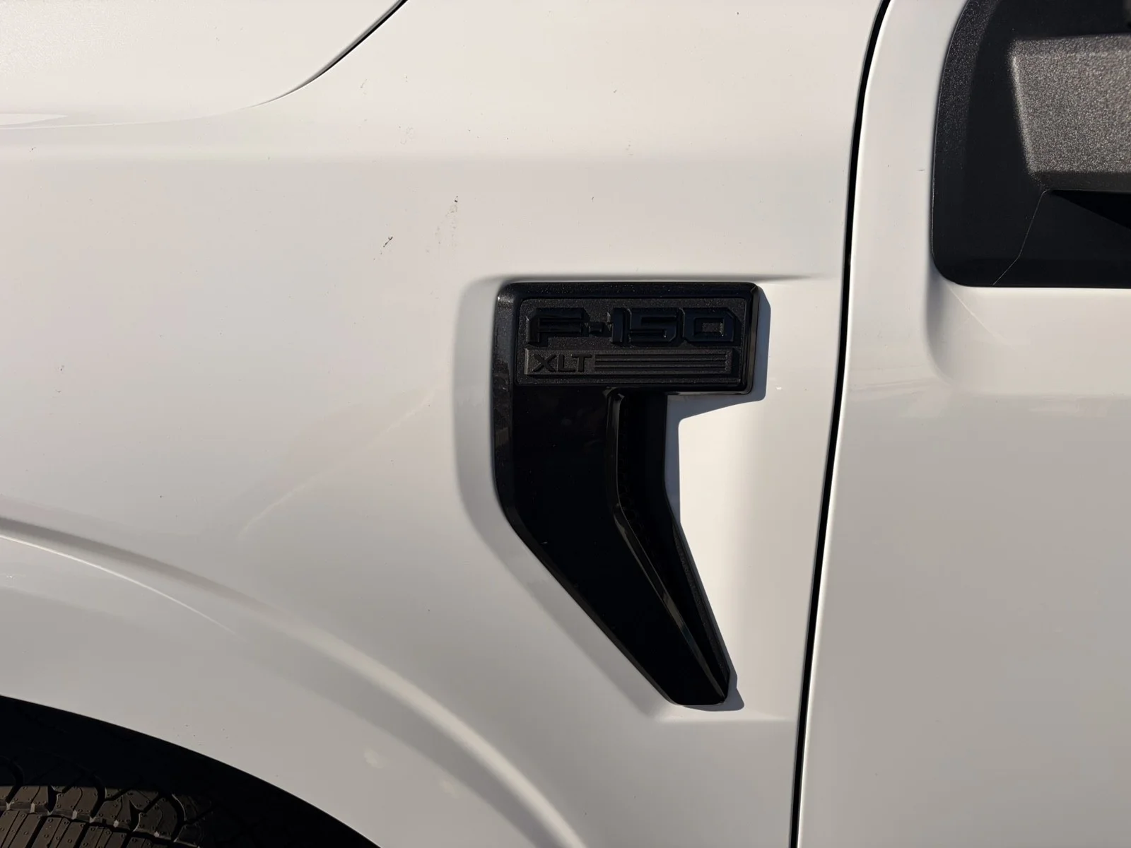 New 2026 Oxford White Ford XLT image 30