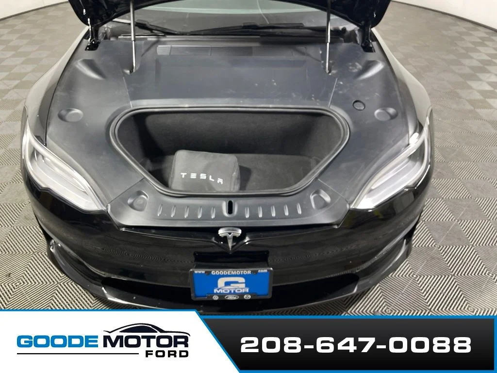 Used 2022 Black Tesla Base image 23