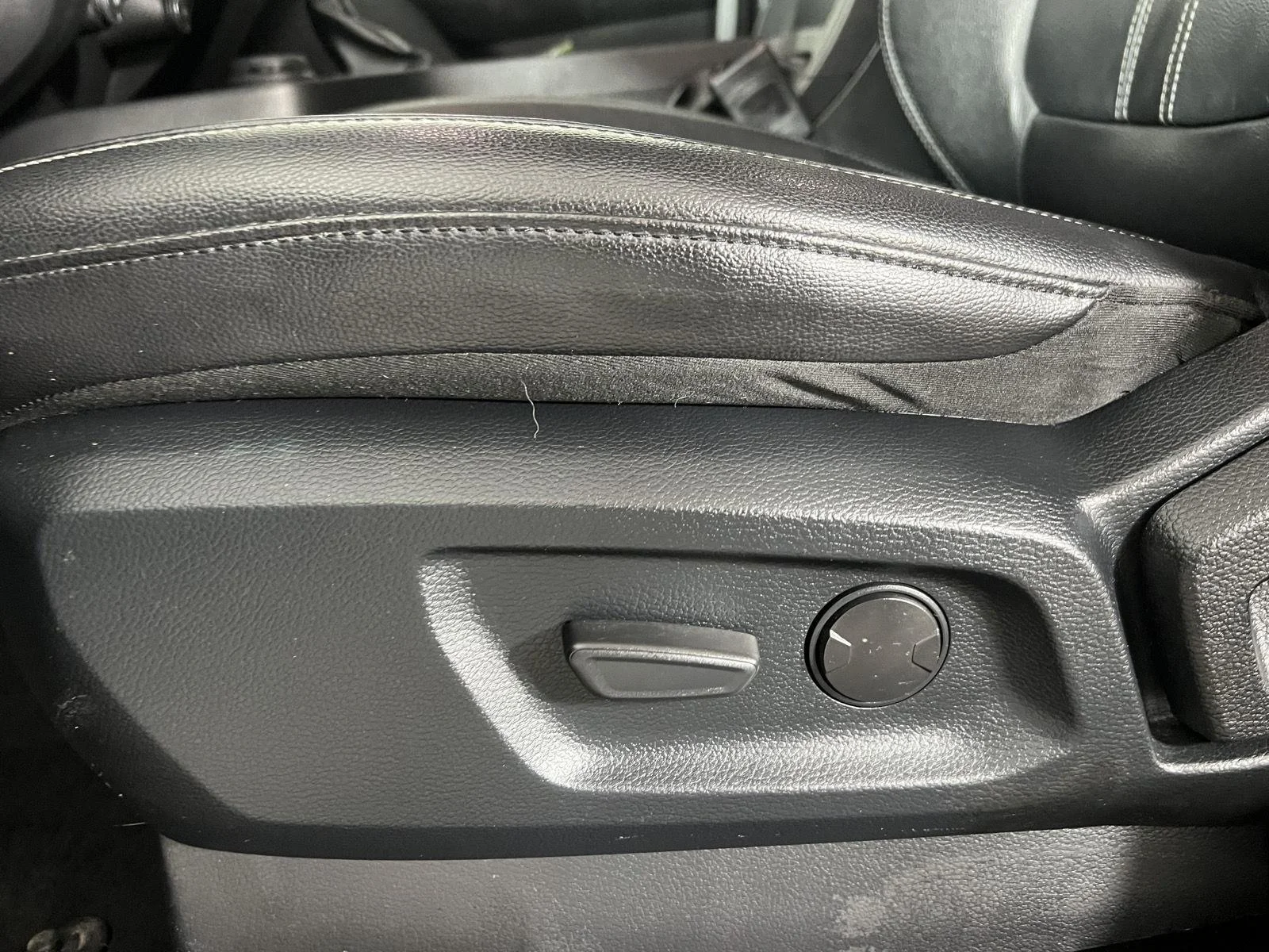 Used 2021 Shadow Black Ford  image 16
